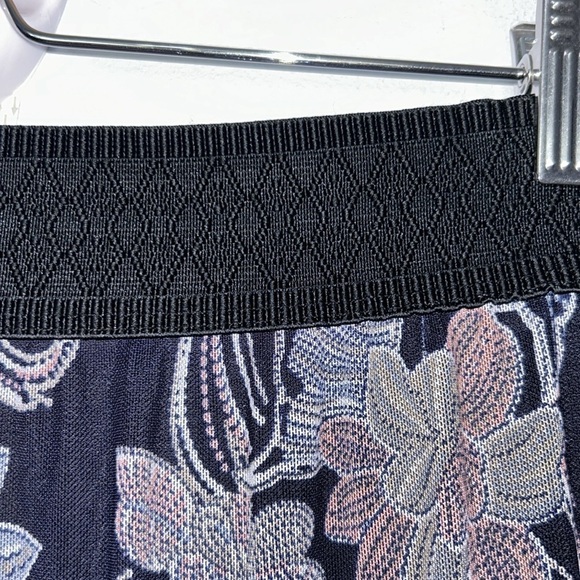 Lavish Sheer Maxi Skirt - Picture 2 of 10